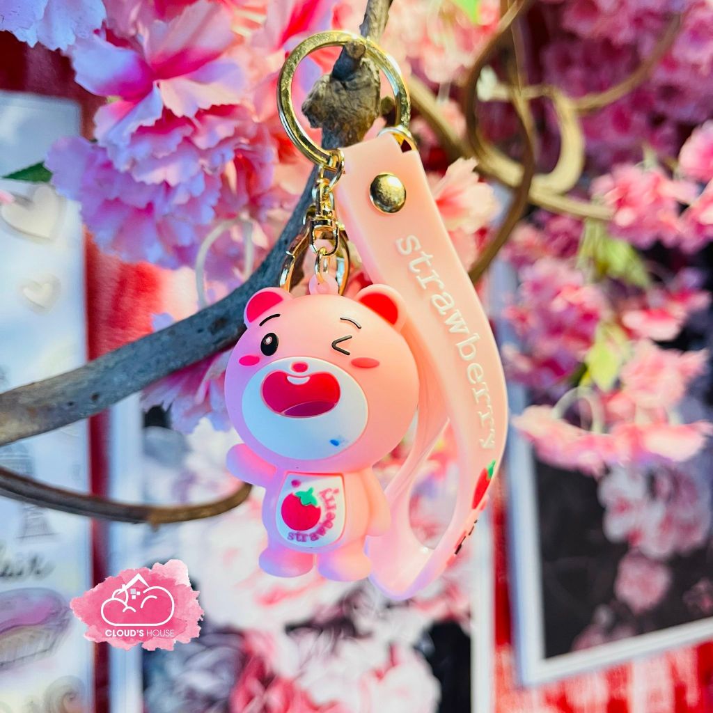 MÓC KHÓA GẤU DÂU LOTSO Đầu To Cute Đáng Yêu (CẦM GẬY)