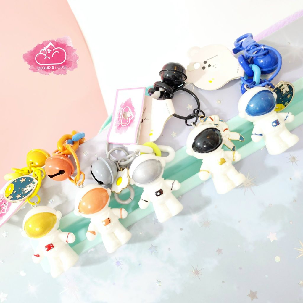 MÓC KHÓA Phi Hành Gia Mini kèm charm