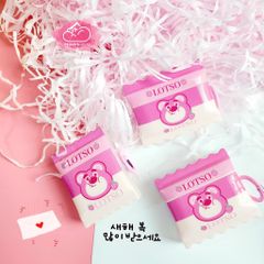 Cover Case Vỏ bảo vệ Airpod Gấu dâu Lotso Form bánh Snack Airpod 1/2/3/Pro/Pro2