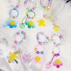 Vòng charm đeo tay hoạt hình kute Bông hoa Mặt Cười