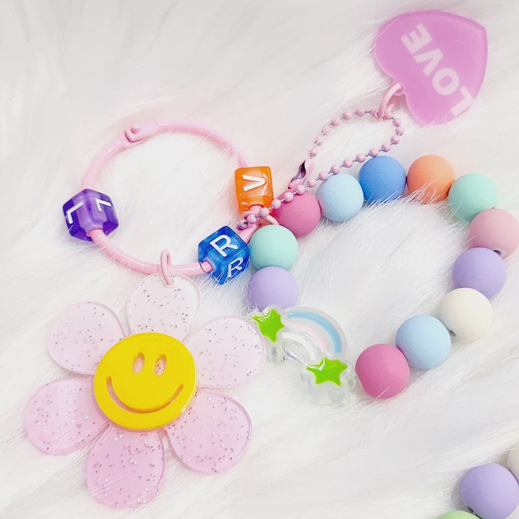 Vòng charm đeo tay hoạt hình kute Bông hoa Mặt Cười