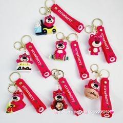 Móc khóa Gấu dâu Lotso đồ ăn & cầm gậy Strawberry