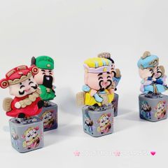 Móc Khóa Ông Thần Tài Cầm Bảng Có Nhạc Hot Hit