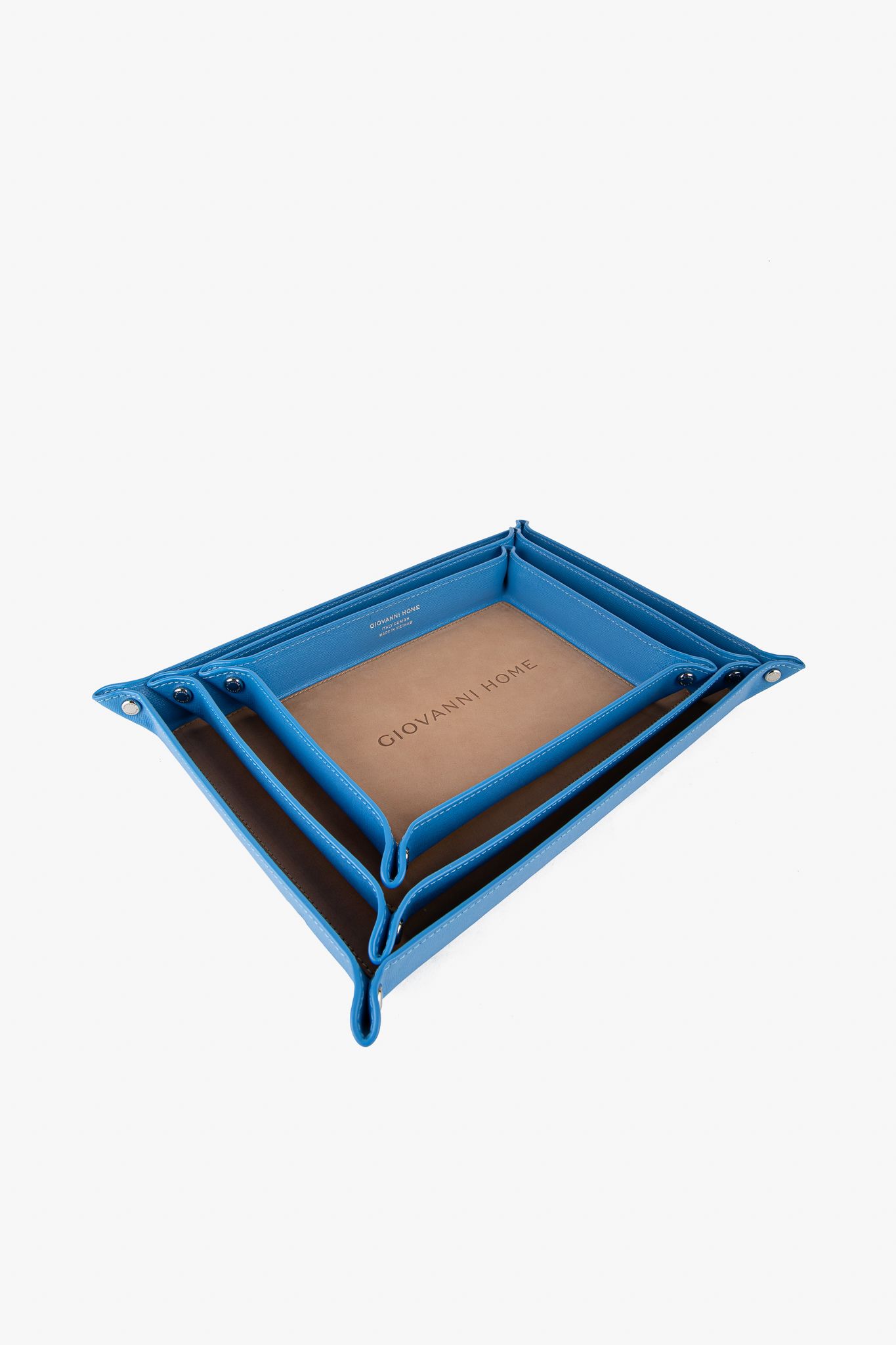 Xanh nước biển nhạt