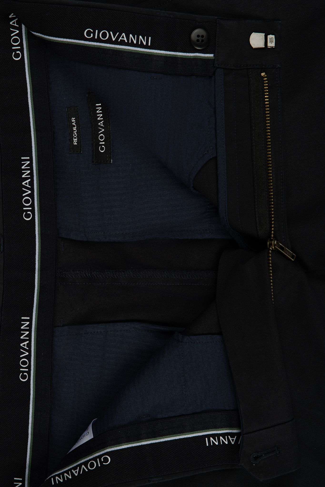 Xanh navy đậm