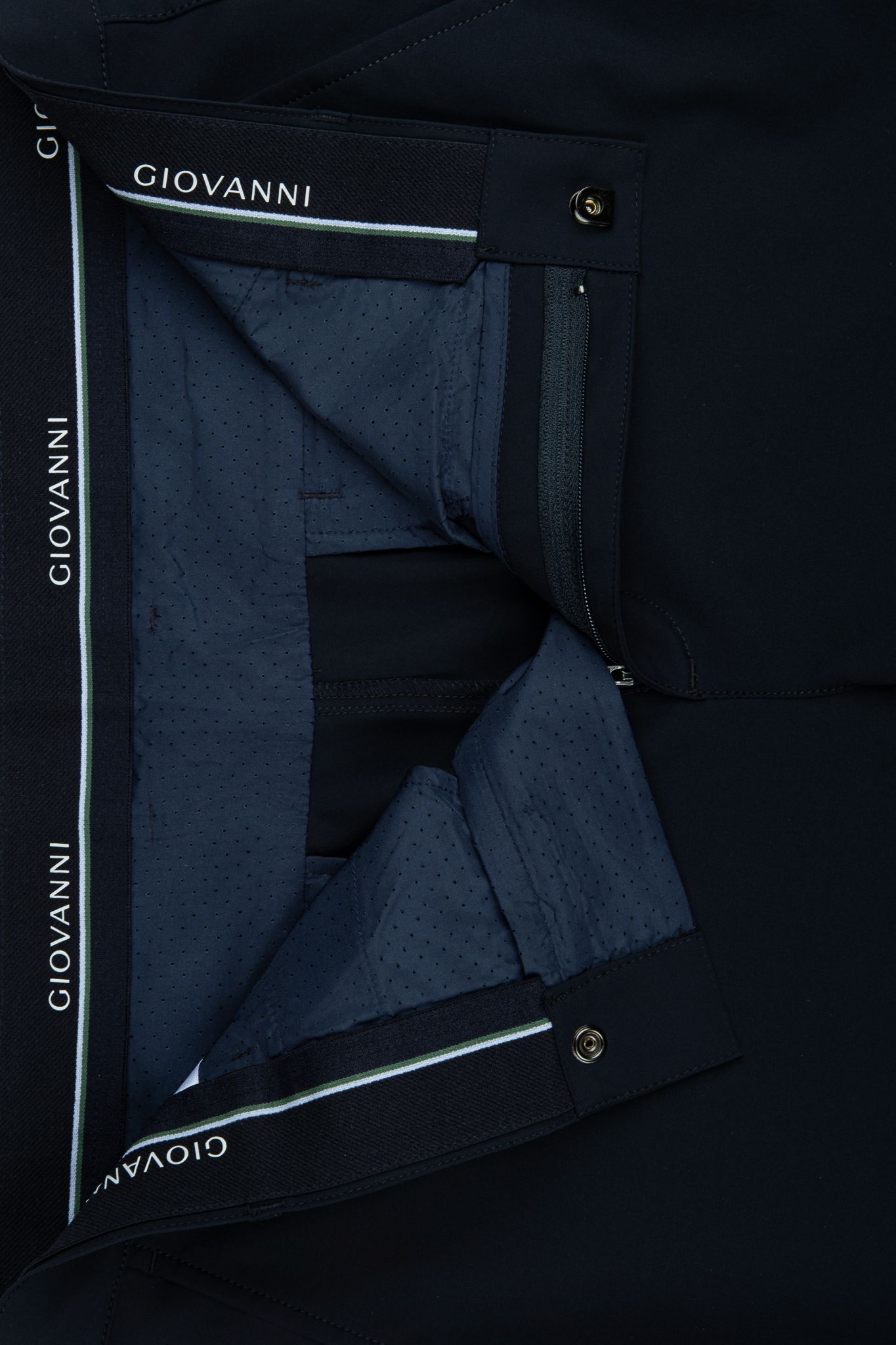 Xanh navy đậm