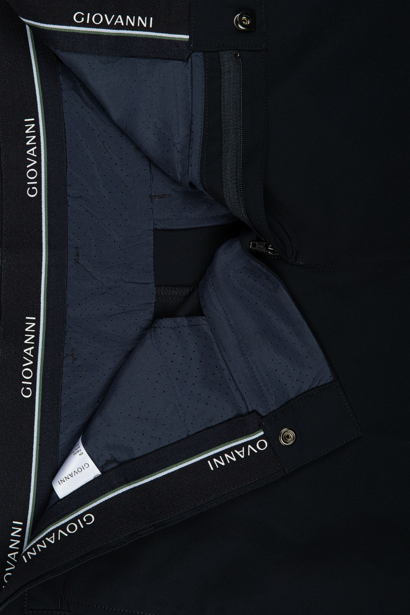 Xanh navy đậm