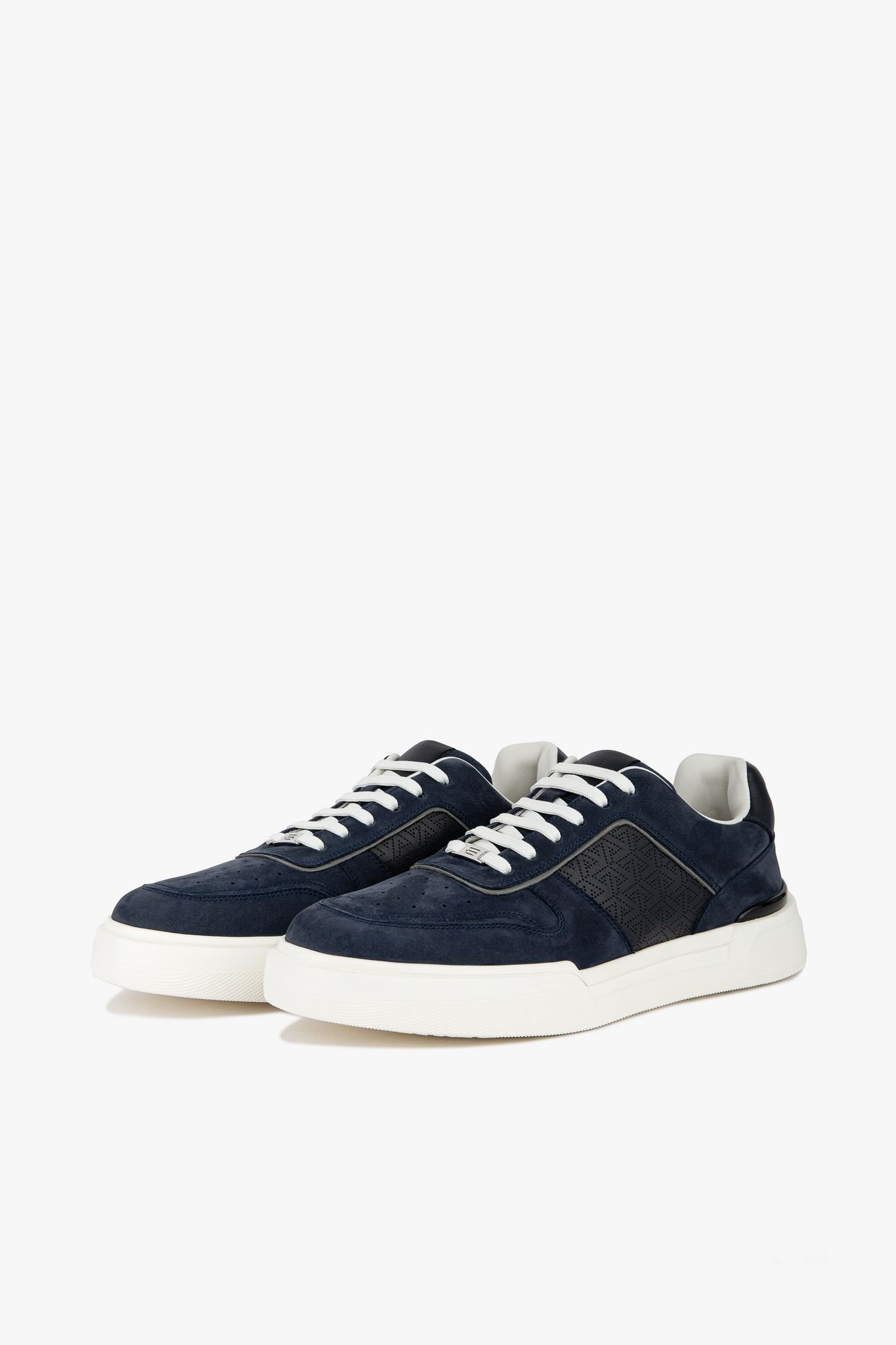 Xanh navy đậm