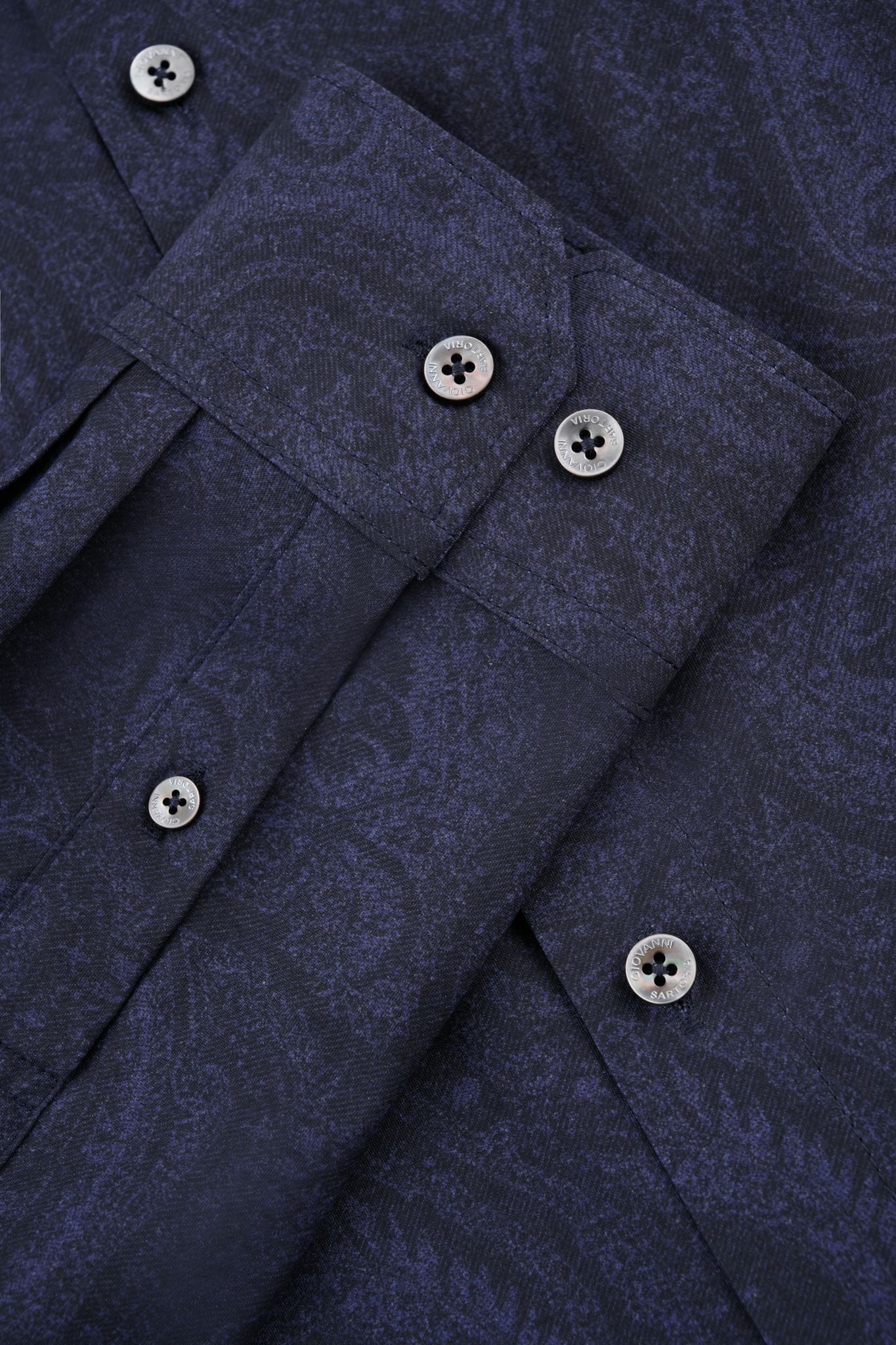 Xanh nước biển đậm