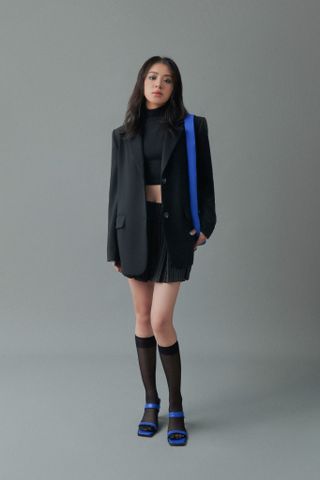 Áo blazer nữ Ginny AK005 form rộng oversize, kiểu dáng hiện đại, trendy - Uni By Heart