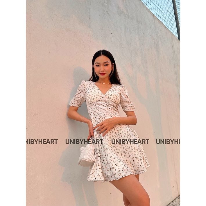 Váy hoa nhí tay bồng cổ tim Amy Dress VH001 tôn dáng nhẹ nhàng thanh lịch - Uni By Heart