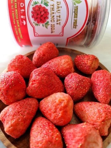Dâu tây sấy thăng hoa