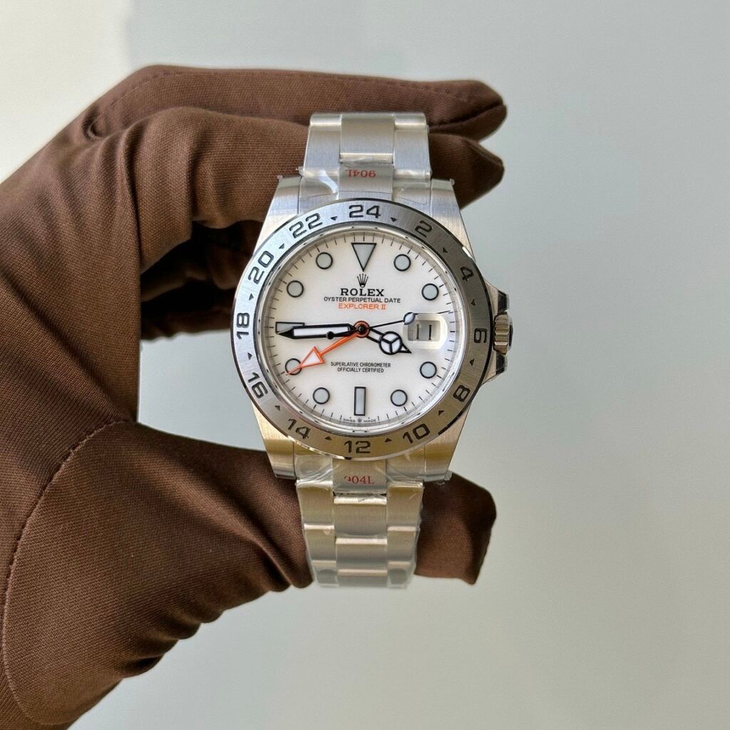 Đồng Hồ Replica Rolex Explorer II Rep 11 Cao Cấp Nhất 216570 Nam