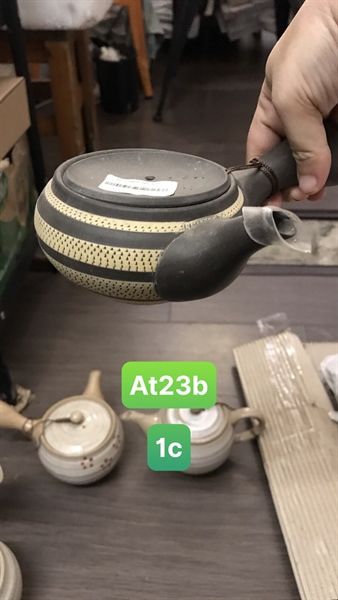 Ấm trà 275-23 (vàng - sọc)