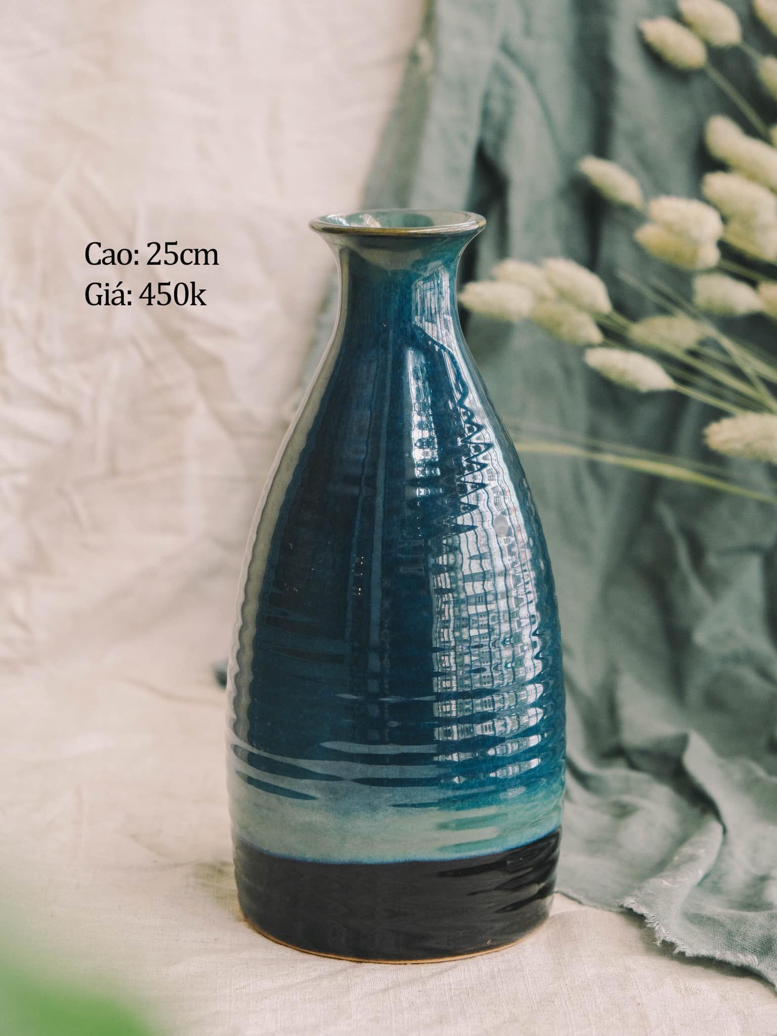 Lọ hoa loang xanh đen