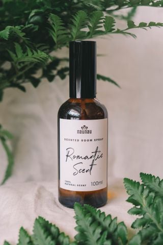  Xịt phòng Romantic Spray 
