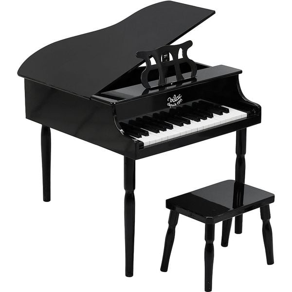  Đàn piano lớn màu đen có điểm số 