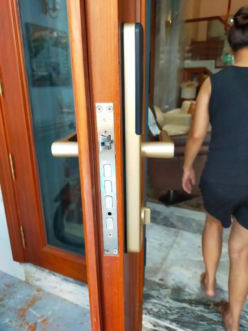  Khóa Vân Tay KASSLER KL 678 Gold APP Wifi 