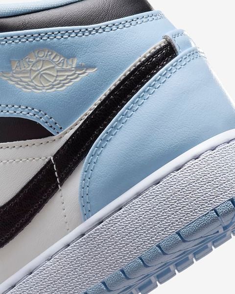 Giày Nike Air Jordan 1 Mid Ice Blue GS 555112-401