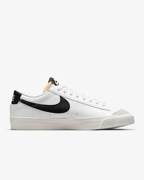 Giày Nike Blazer Low '77 W White Black DC4769-102