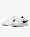 Giày Nike Blazer Low '77 W White Black DC4769-102