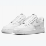 Giày Nike Air Force 1 ’07 White Metallic Silver DD8959-104