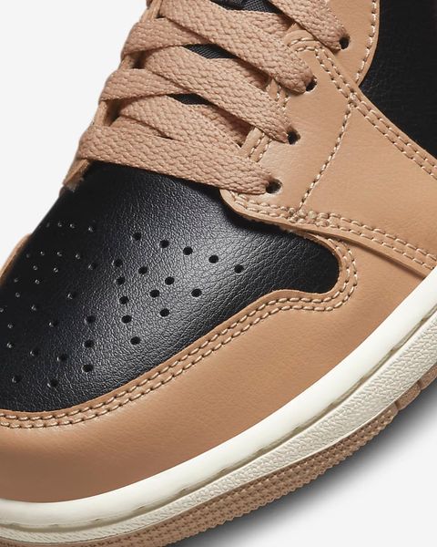Giày Nike Air Jordan 1 Low Desert Black W DC0774-201
