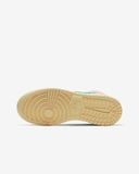 Giày Nike Air Jordan 1 Mid SE GS Paint Drip DD1666-100