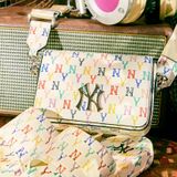 Túi MLB Monogram Rainbow Hoodie New York Yankees 32BGPC111-50I