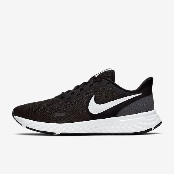 Giày Nike Revolution 5 Black White BQ3204-002