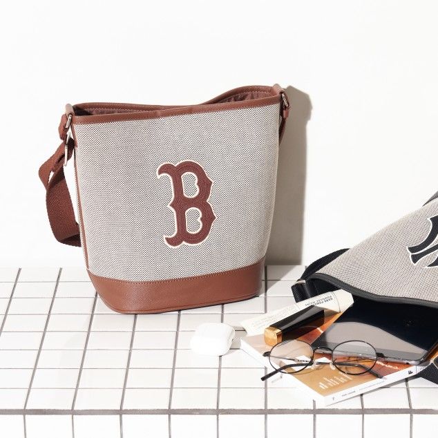 ★MLB Korea★ Basic Big Logo Canvas Bucket Bag B DBrown 3ABM Basic Big Logo Canvas Bucket Bag BOSTON REDSOX - MLB KOREA