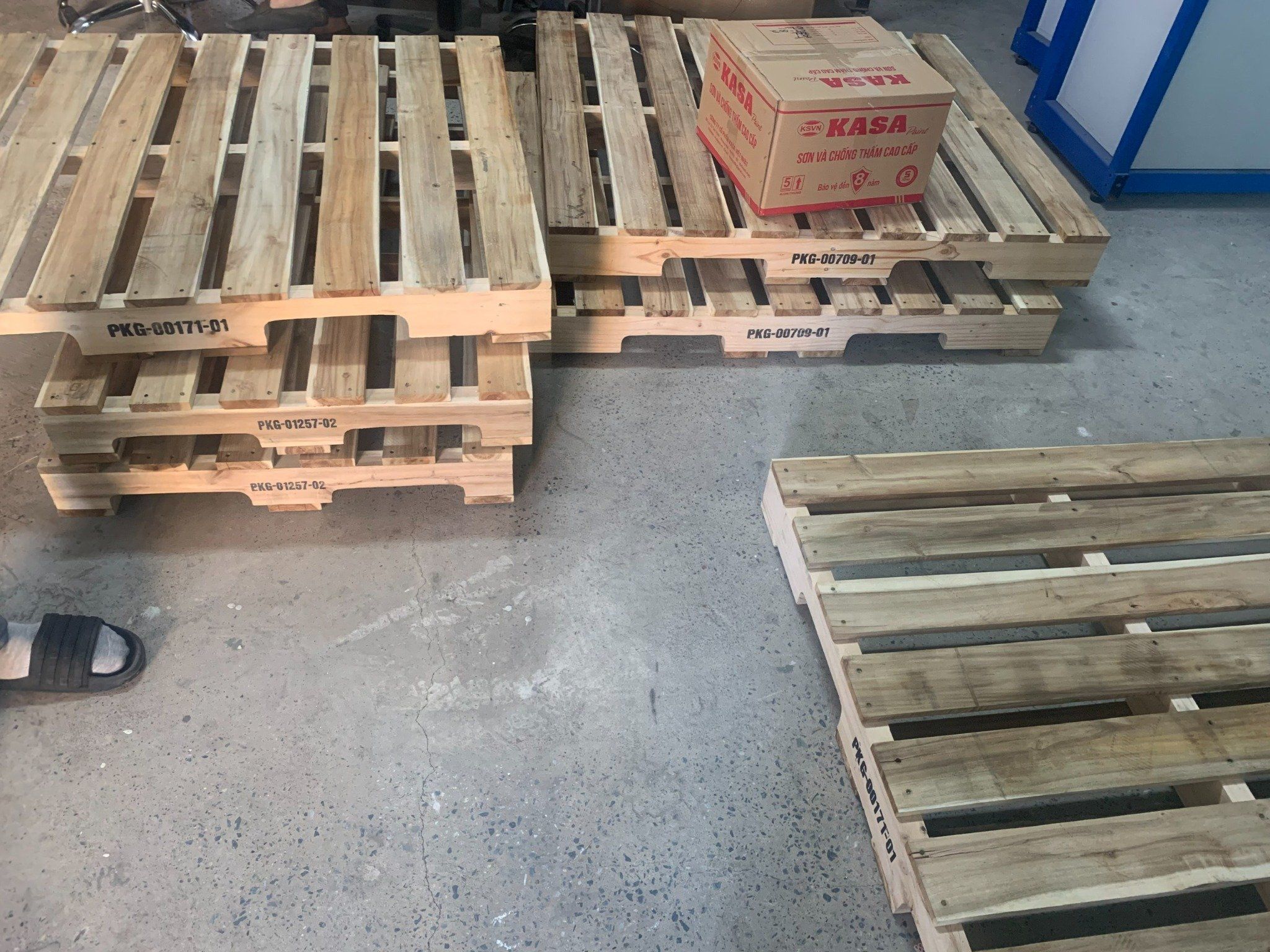  Thử nghiệm pallet gỗ phẳng theo TCVN 10173:2013 (ISO 8611) 