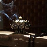  Lư xông đốt trầm hương hoa sen 