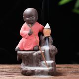  Thác khói trầm hương chú tiểu bằng gốm sứ CTM2 