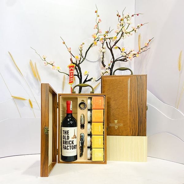 Hộp Quà Tết ELITE A 1415 - Vang Đỏ Nhập Khẩu Tây Ban Nha