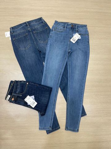  Jeans Stradivarius G9-T1T DK 