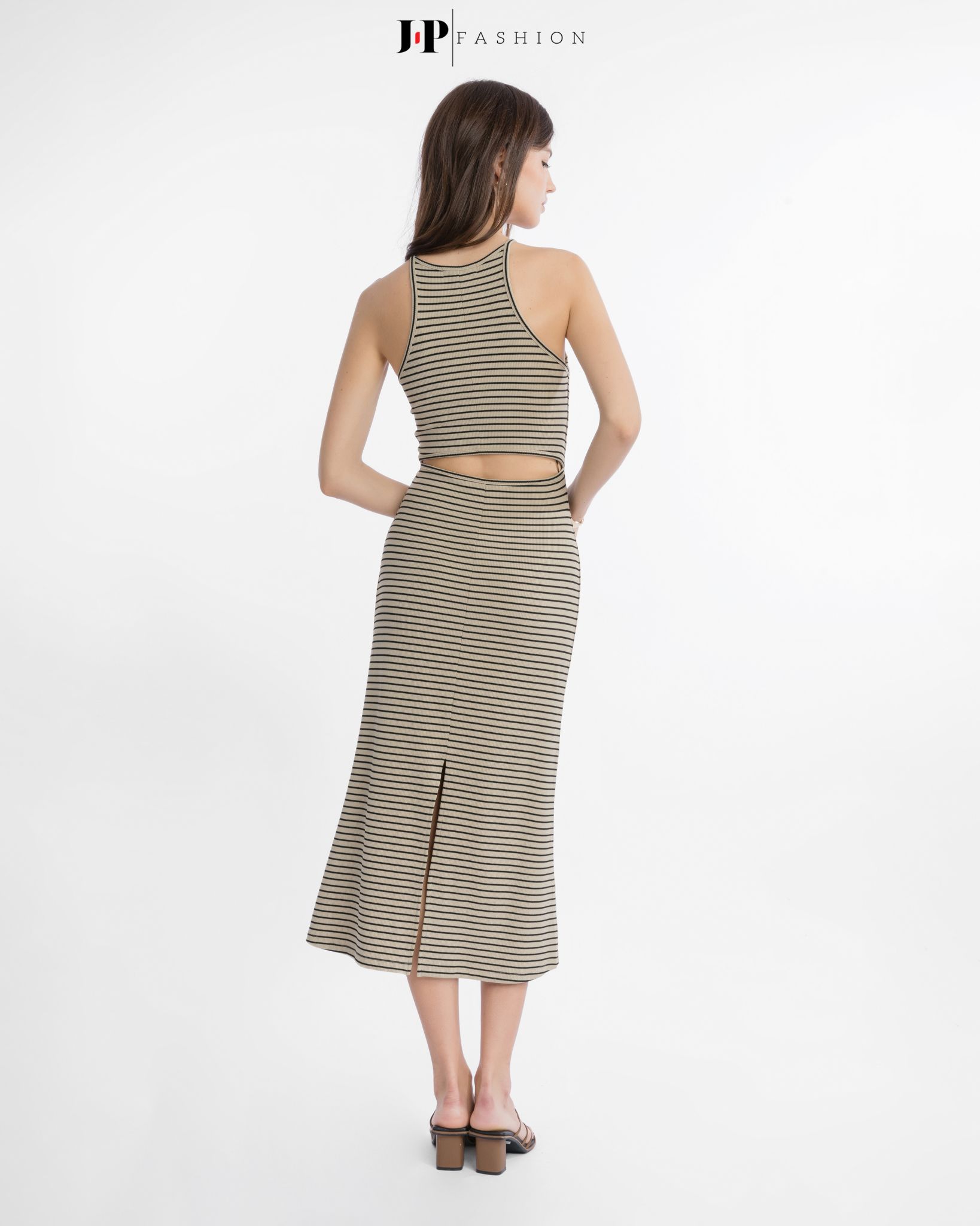 Đầm Cổ Yếm 11010667