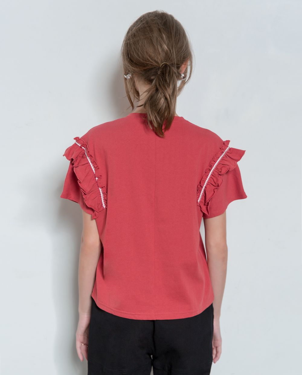 Áo thun kiểu sát nách