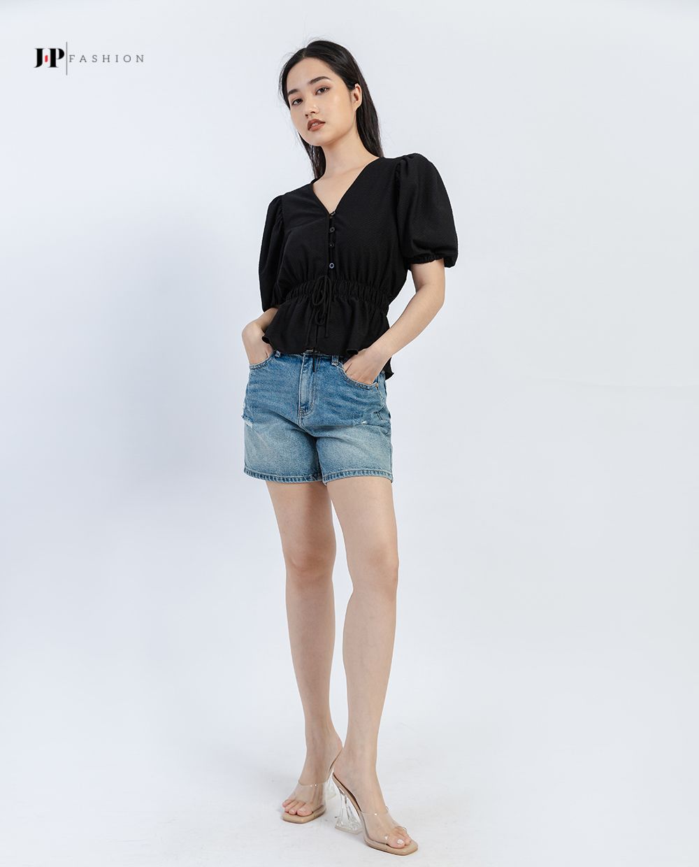 Áo thun kiểu tay bồng thiết kê phối nút 10207272