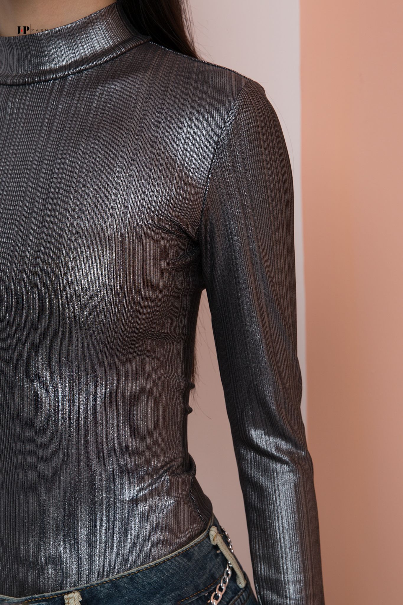 Áo thun cổ lọ 10207846