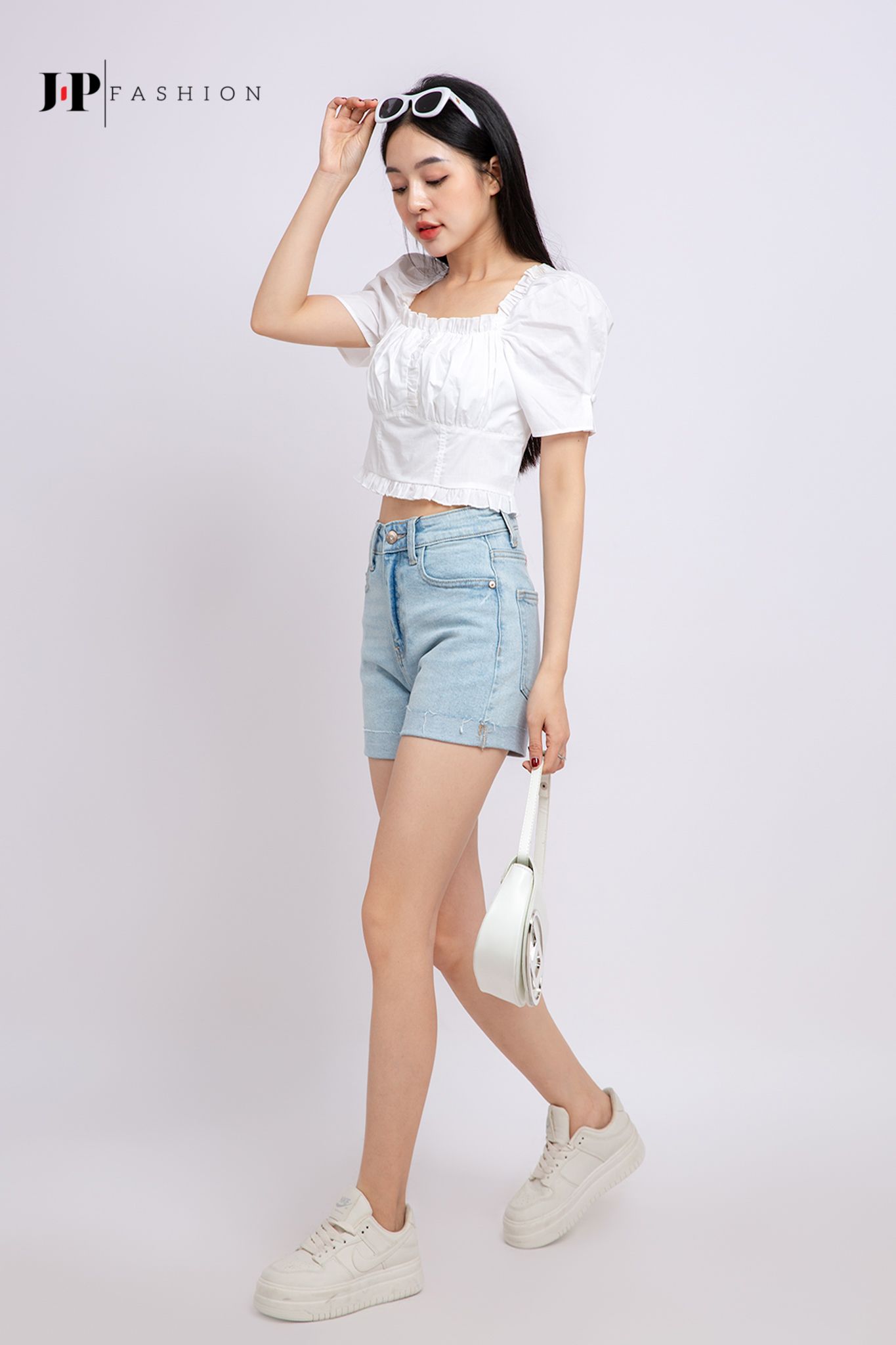 Áo sơ mi kiểu croptop 10607586