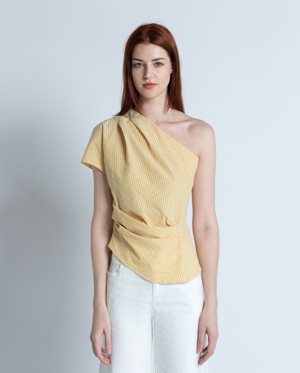 Áo sơ mi lệch vai