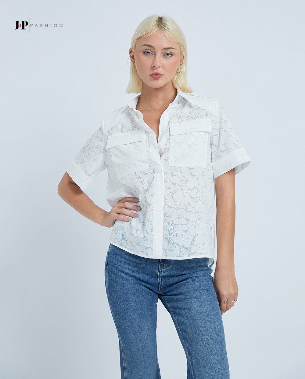 Sơ mi kiểu ngắn tay