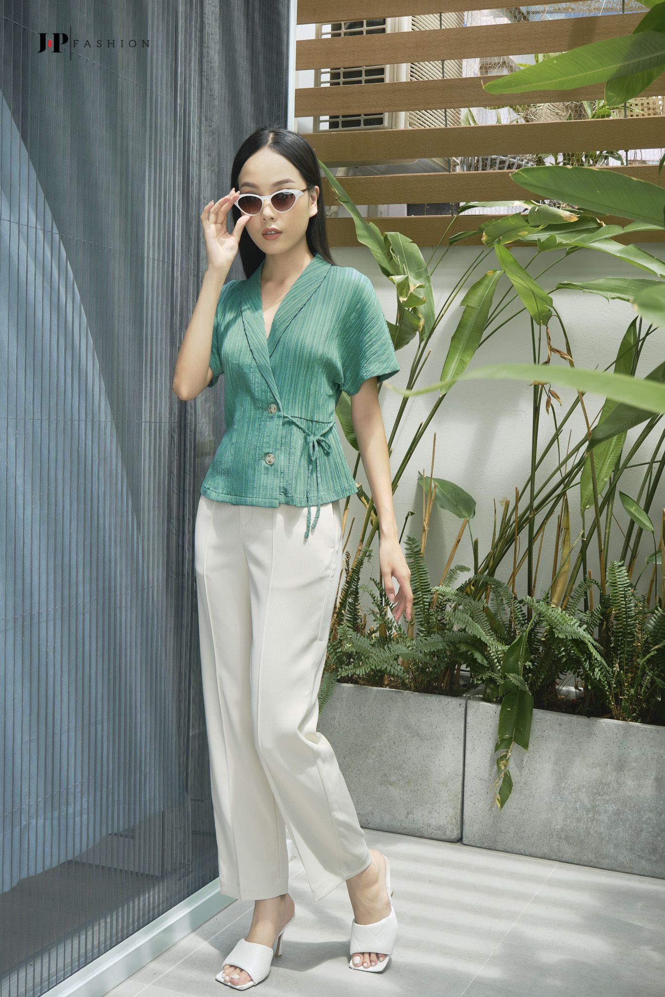 Sơ mi kiểu ngắn tay