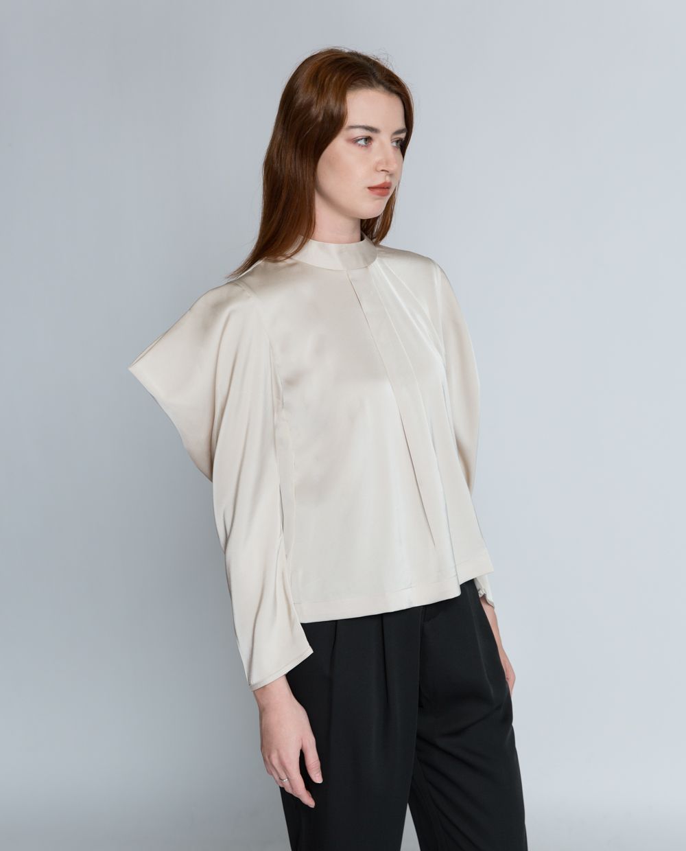 Áo sơ mi kiểu dài tay