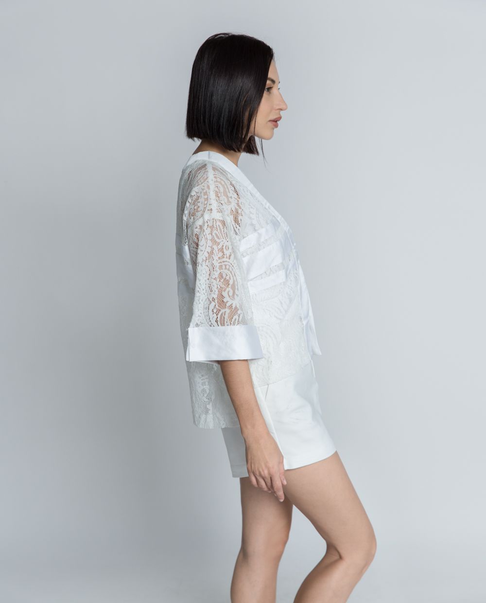 Áo khoác kiểu tay lở