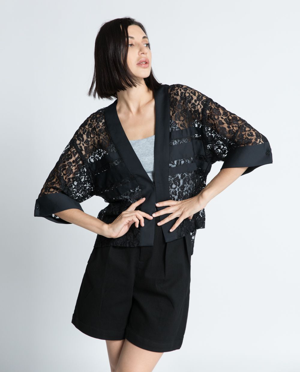Áo khoác kiểu tay lở