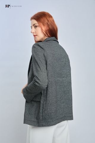 Khoác vest form rộng