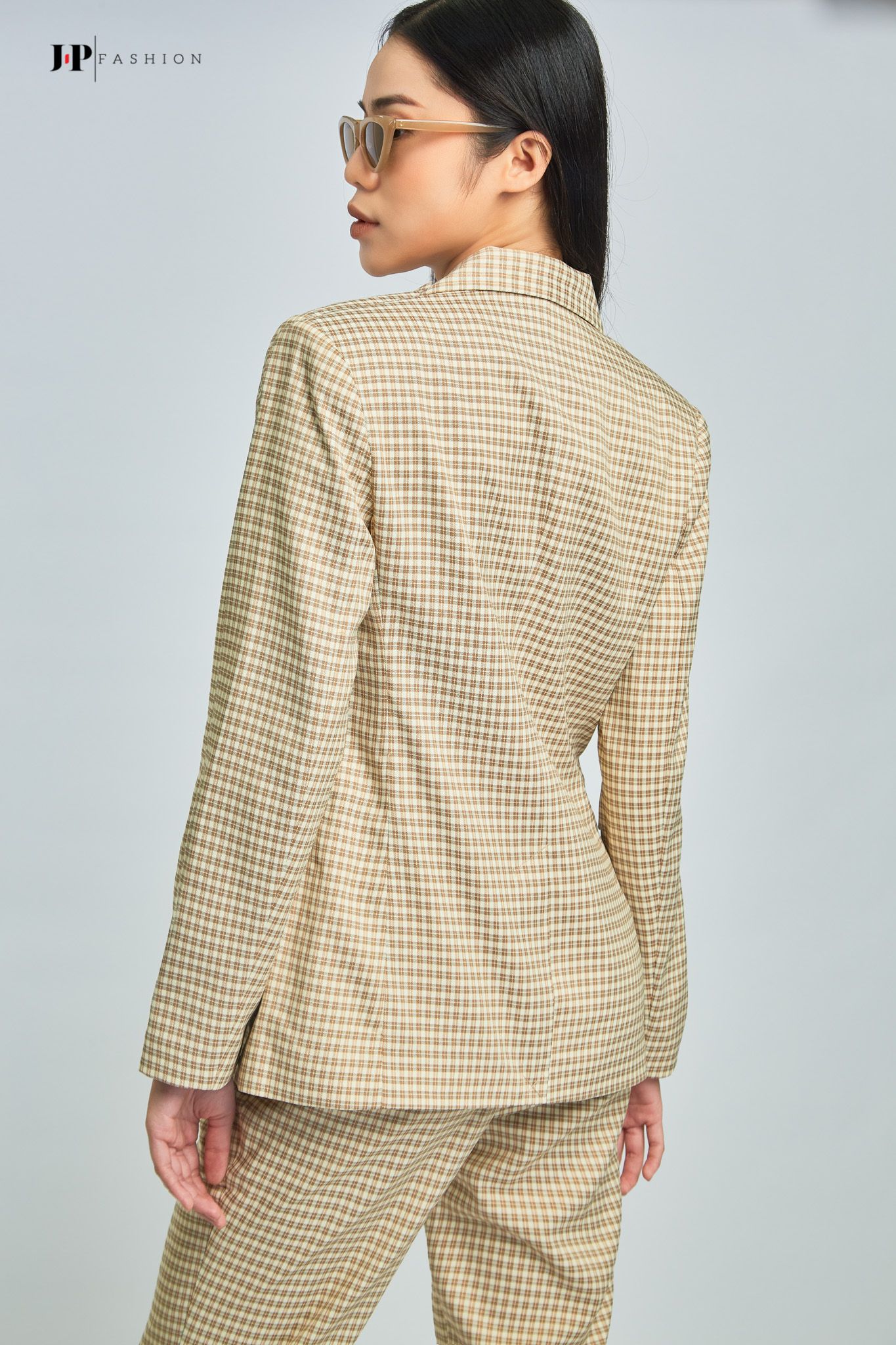 Khoác vest form dài