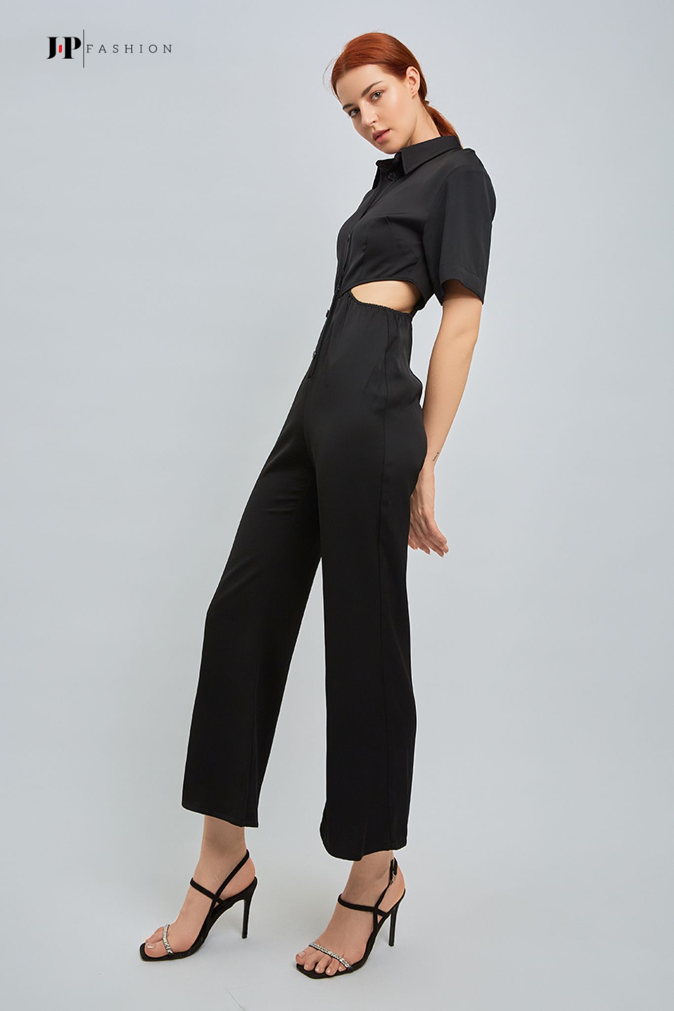  Jumpsuit dài ngắn tay 